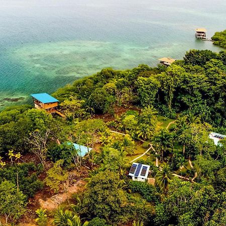 Roam Yoga & Wellness Lodge Bocas del Toro Exteriör bild