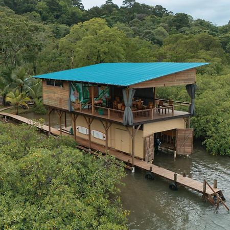 Roam Yoga & Wellness Lodge Bocas del Toro Exteriör bild
