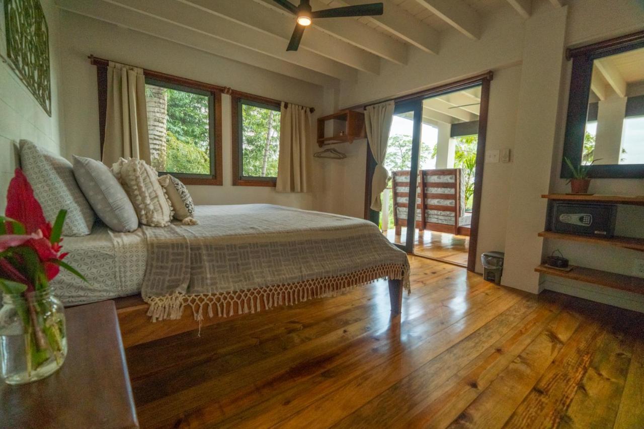 Roam Yoga & Wellness Lodge Bocas del Toro Exteriör bild