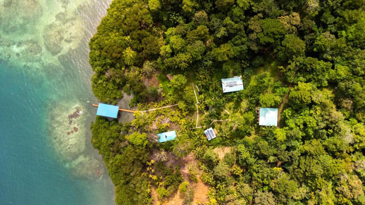 Roam Yoga & Wellness Lodge Bocas del Toro Exteriör bild