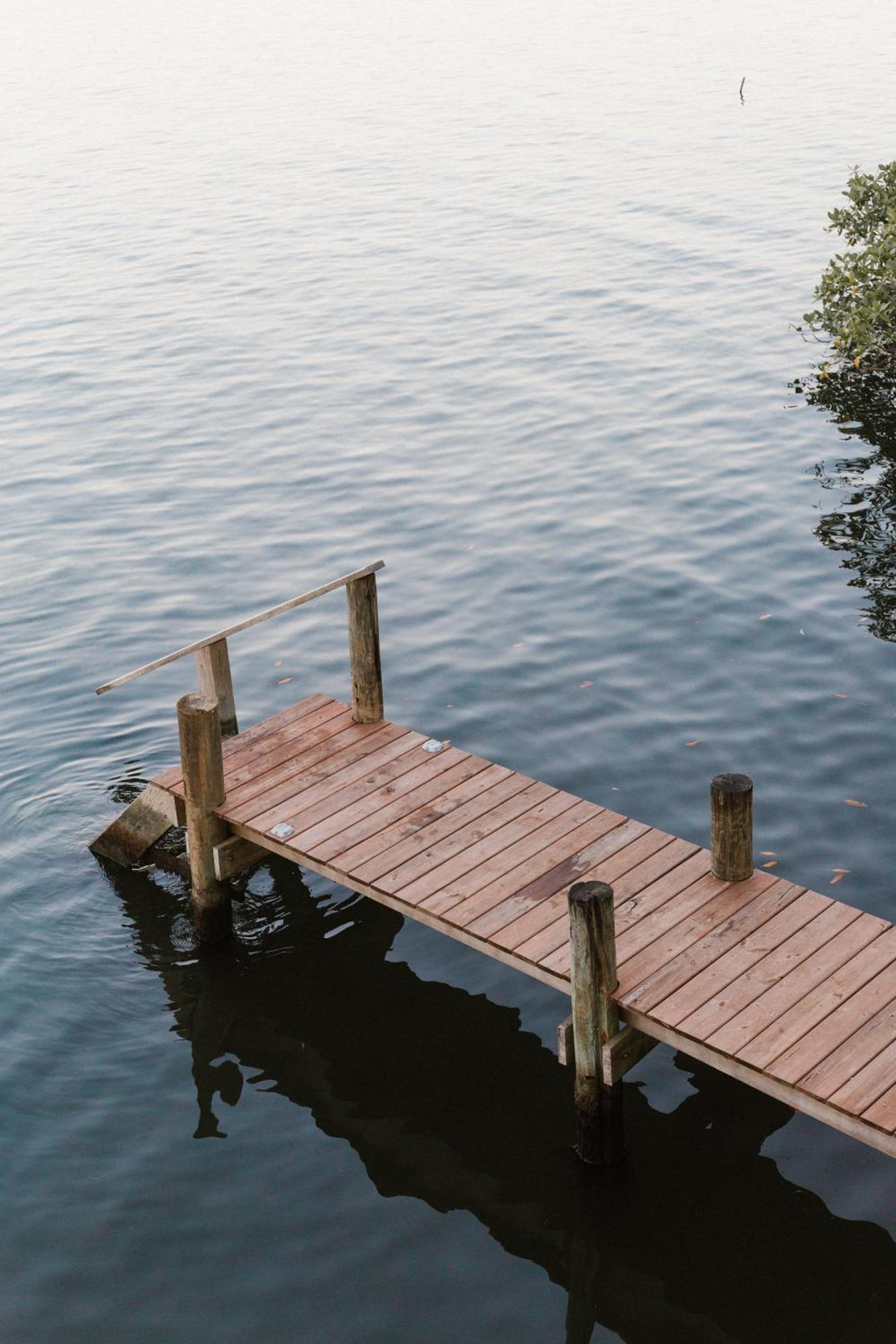 Roam Yoga & Wellness Lodge Bocas del Toro Exteriör bild