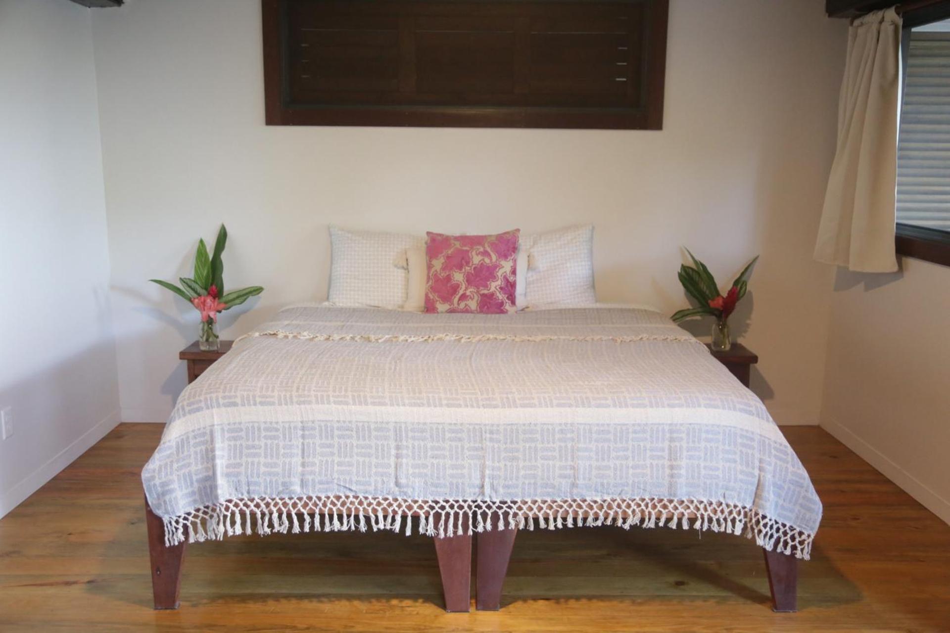 Roam Yoga & Wellness Lodge Bocas del Toro Exteriör bild
